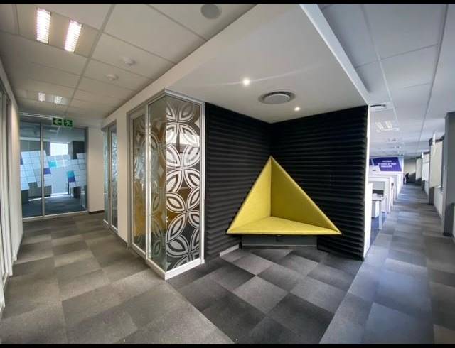 5,108M² OFFICE TO LET IN BRYANSTON